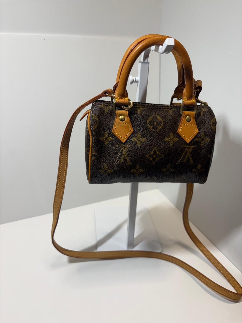 Louis Vuitton Monogram Mini Speedy in Brown with  strap